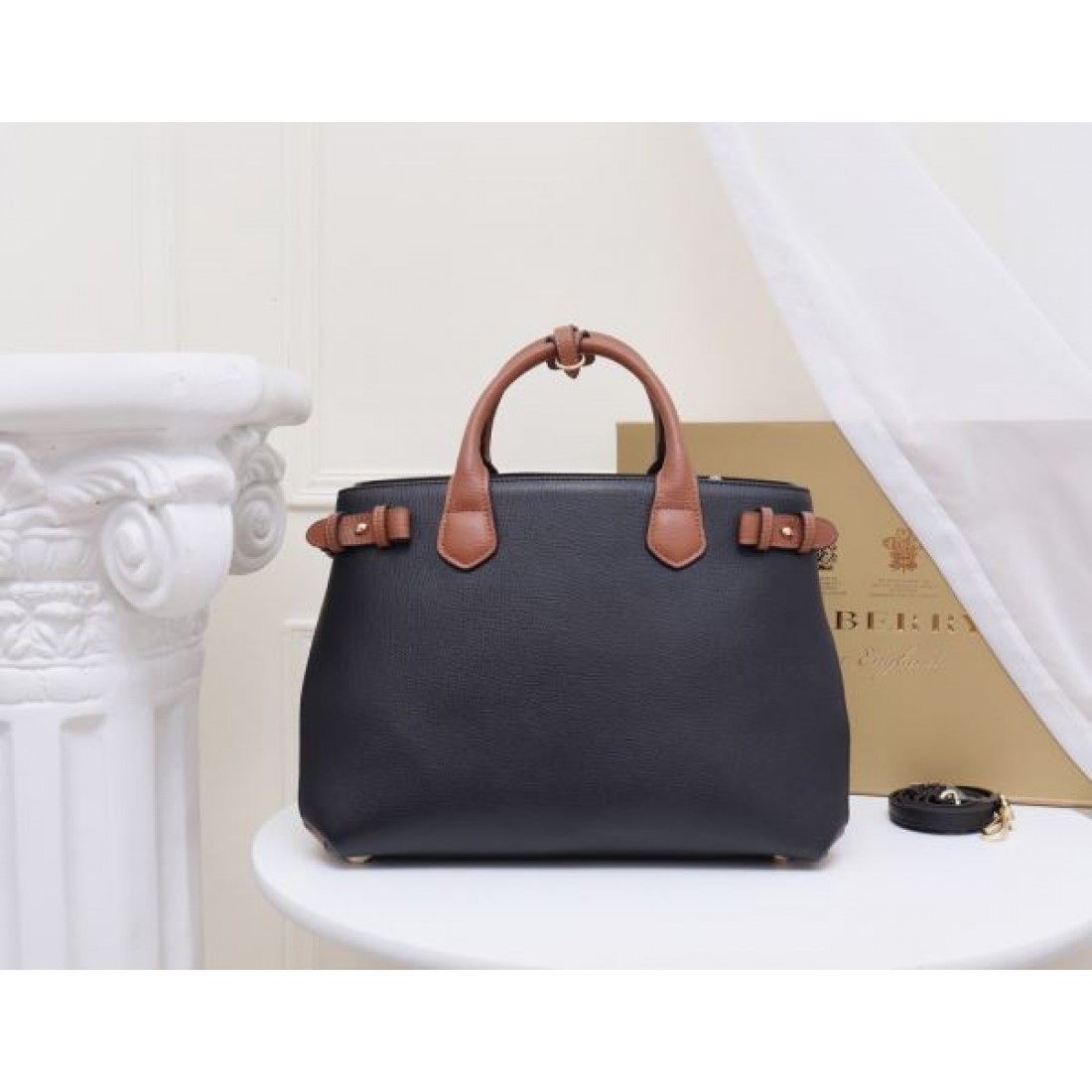 定番人気 落ち着き バーバリー BURBERRY コピー トートバッグ 収納力充実 耐久性良好