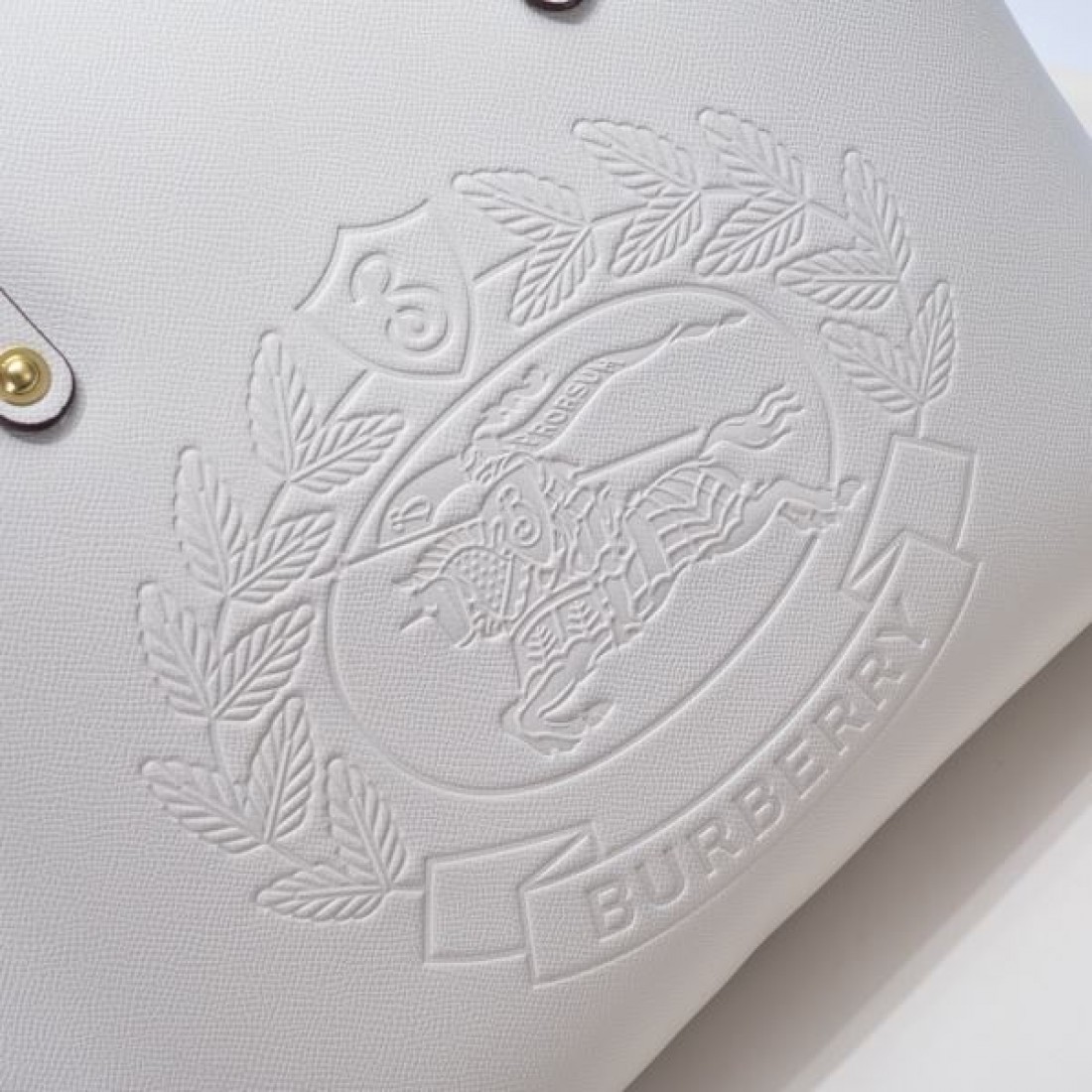 英国調 上質素材 バーバリー BURBERRY コピー トートバッグ 品質信頼 長期愛用