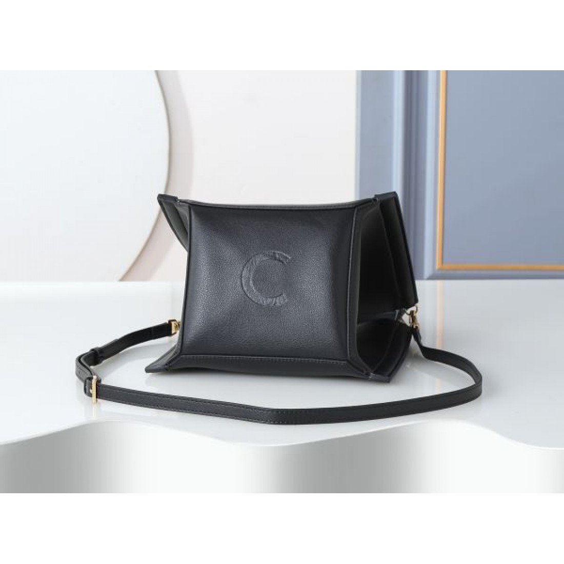 洗練 上質 セリーヌ CELINE コピー トートバッグ 収納豊富 実用的