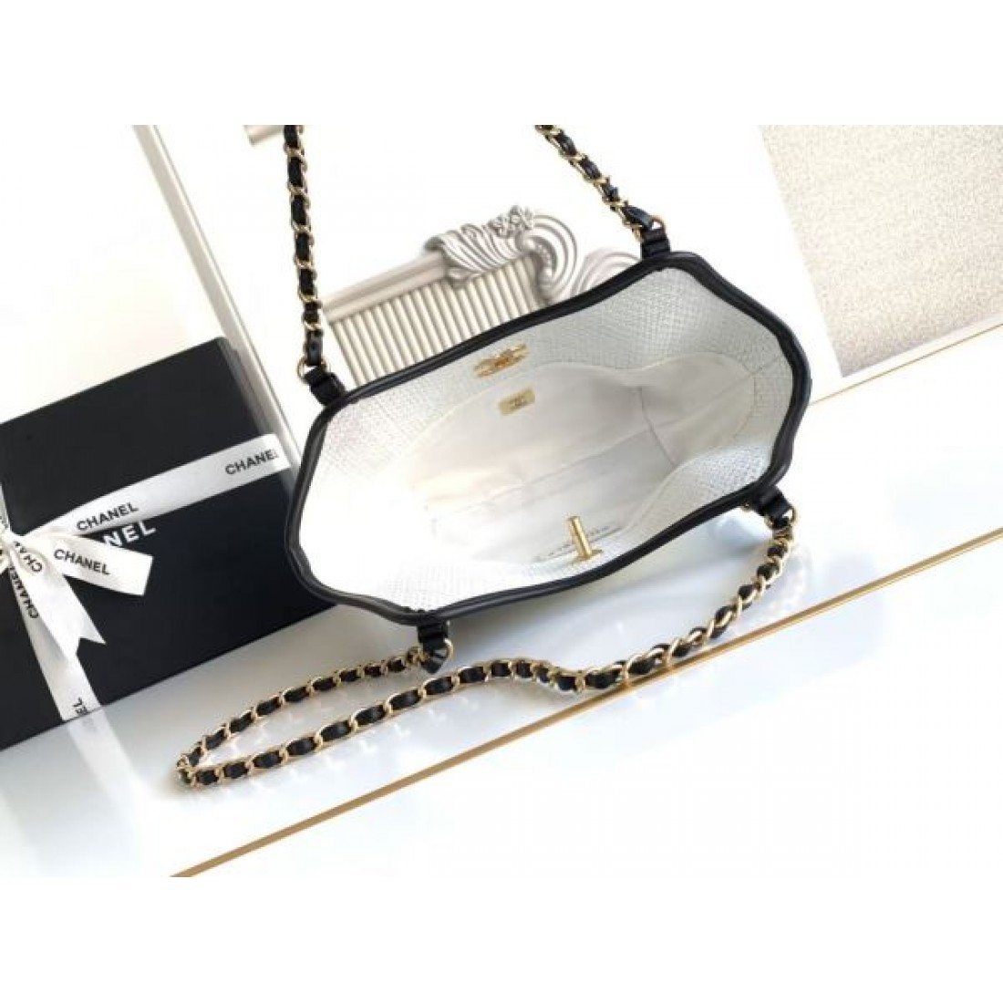  モダン 知的印象 シャネル CHANEL コピー トートバッグ コーデ万能 機能充実