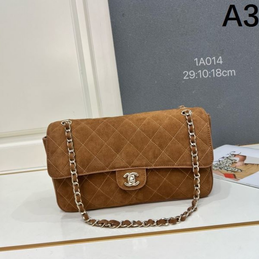 フェミニン 柔らか印象 シャネル CHANEL コピー トートバッグ 実用重視 安定感あり