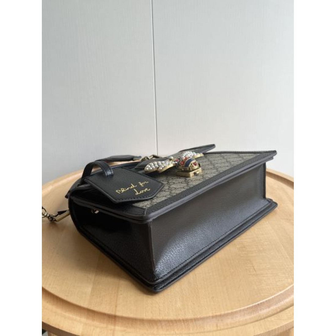 存在感強め 洗練構造 グッチ GUCCI コピー トートバッグ 軽量設計 デザイン性高