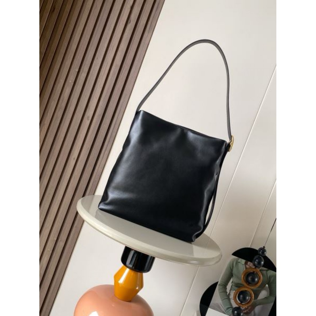 洗練 上品 ロエベ LOEWE コピー トートバッグ 高級感 収納力抜群