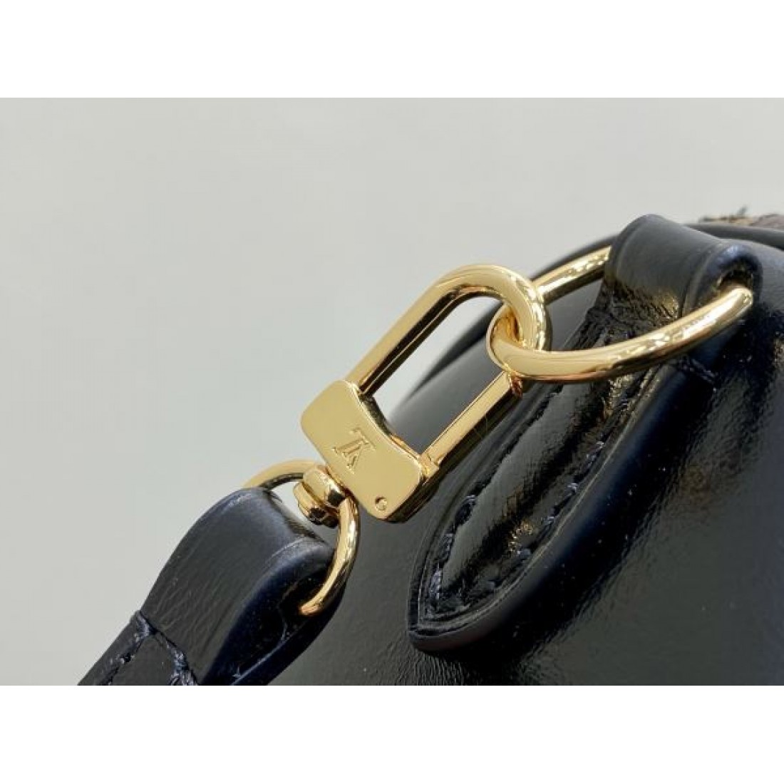 エレガント 上質素材 ルイヴィトン LOUIS VUITTON コピー トートバッグ ブランド力