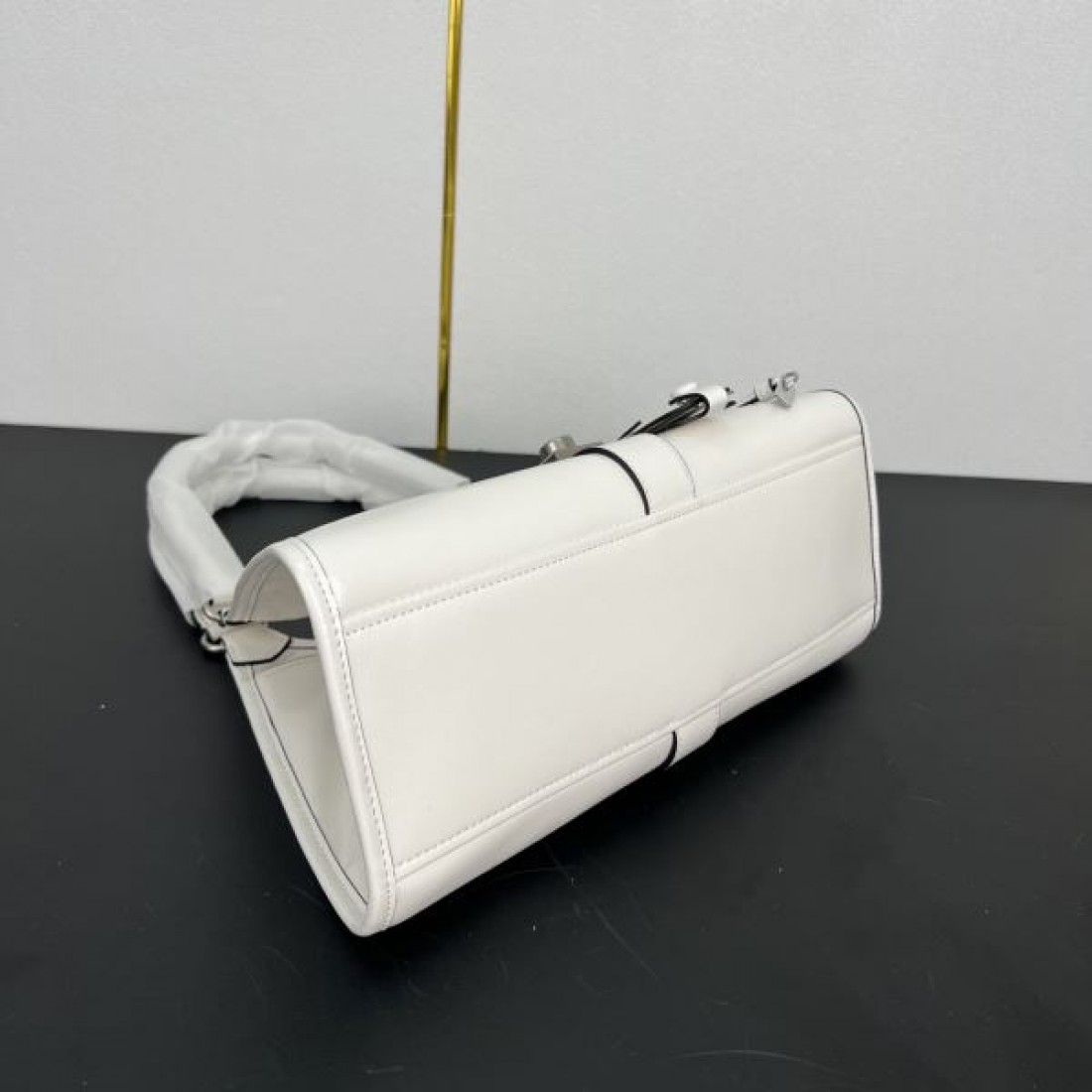 高級路線 落ち着き感 プラダ PRADA コピー トートバッグ 耐久重視 日常対応