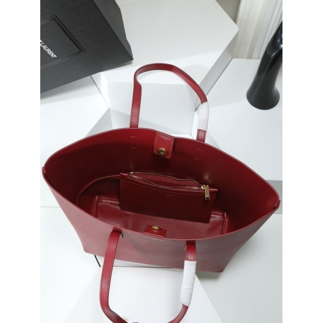 洗練された 落ち着いた イヴ サンローラン YSL コピー トートバッグ 収納力抜群 上質仕上げ