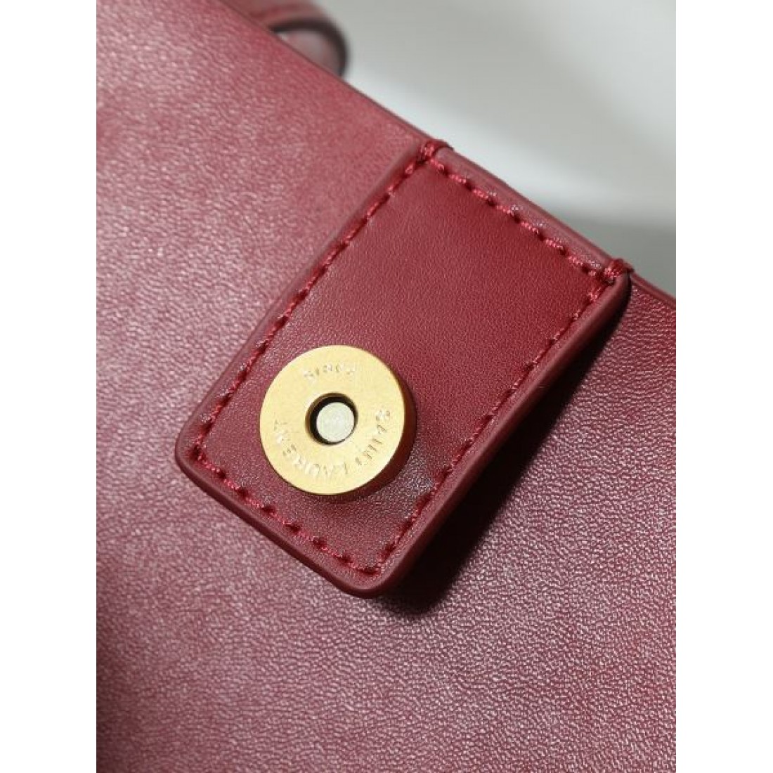 洗練された 落ち着いた イヴ サンローラン YSL コピー トートバッグ 収納力抜群 上質仕上げ