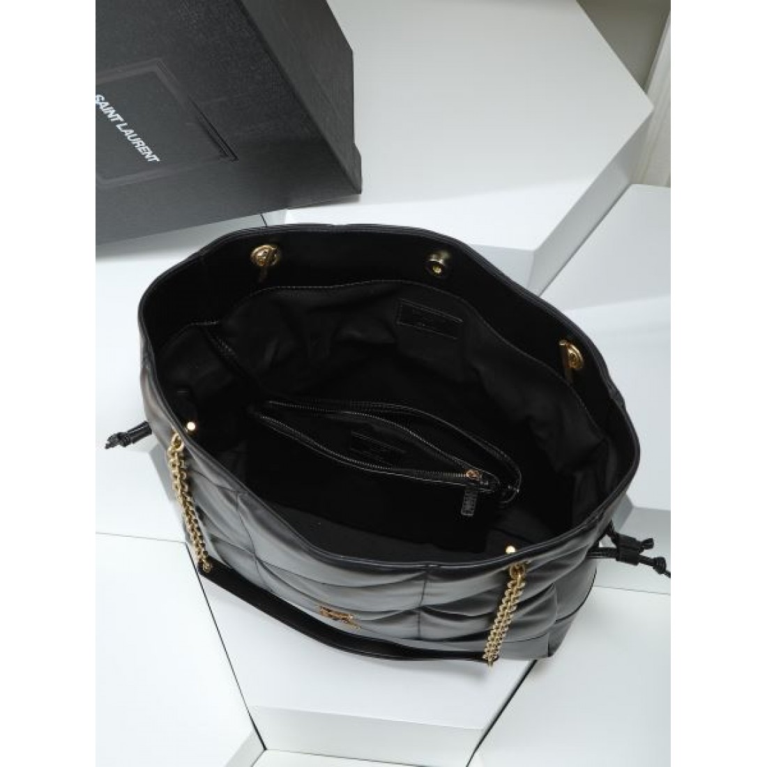 上品見え スマート イヴ サンローラン YSL コピー トートバッグ デザイン性重視 状態良好