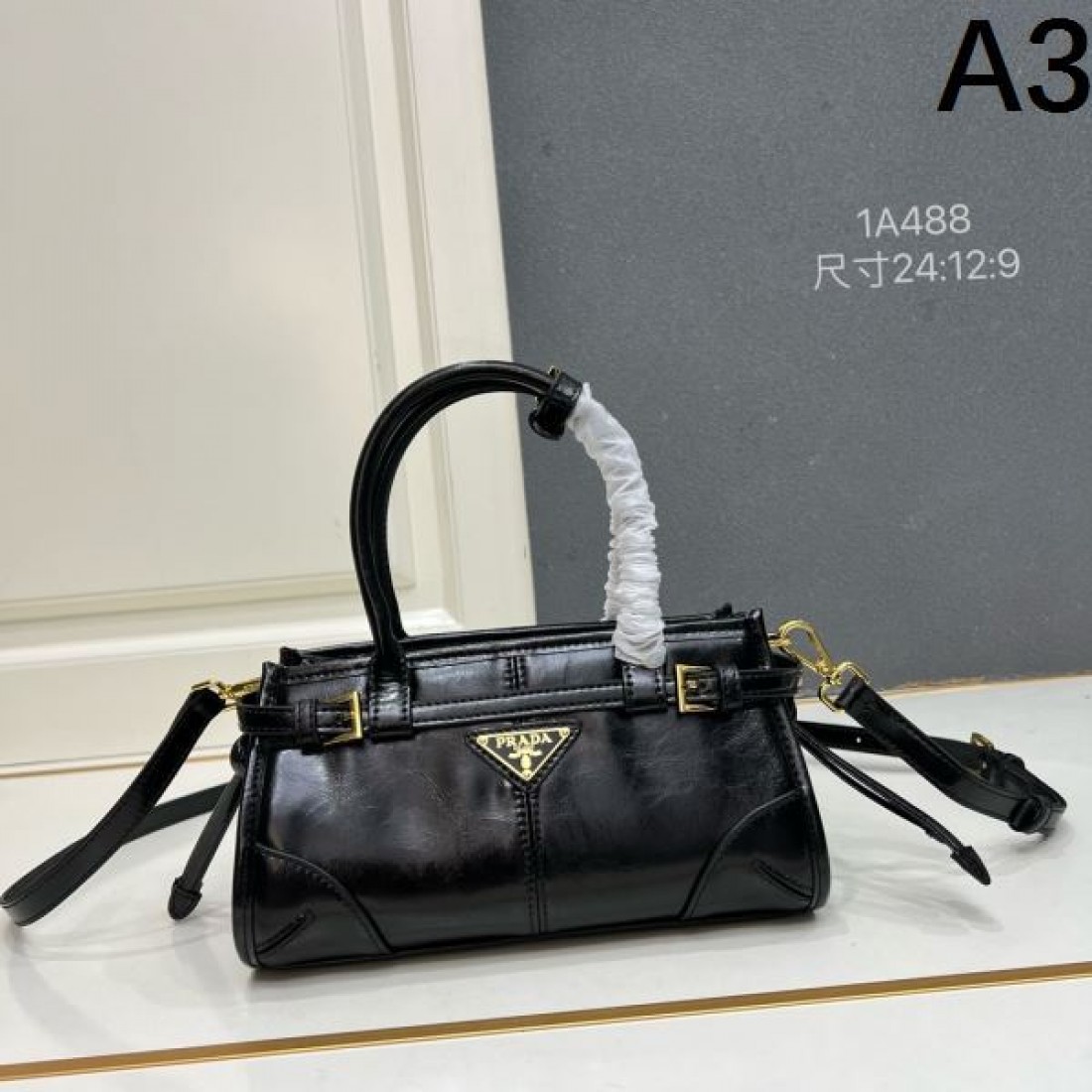 洗練 シンプル プラダ PRADA スーパーコピー トートバッグ 軽量設計 実用的