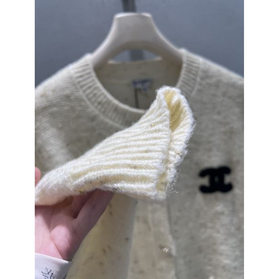 高級感 フェミニン CHANEL シャネル コピー ニットカーディガン 柔らか 上質