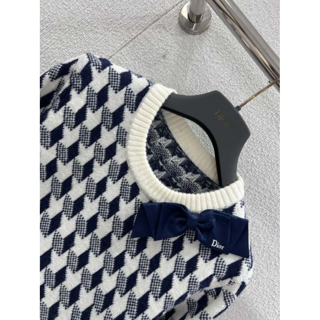 上品 洗練 DIOR ディオール コピー ニット 柔らか 暖かい