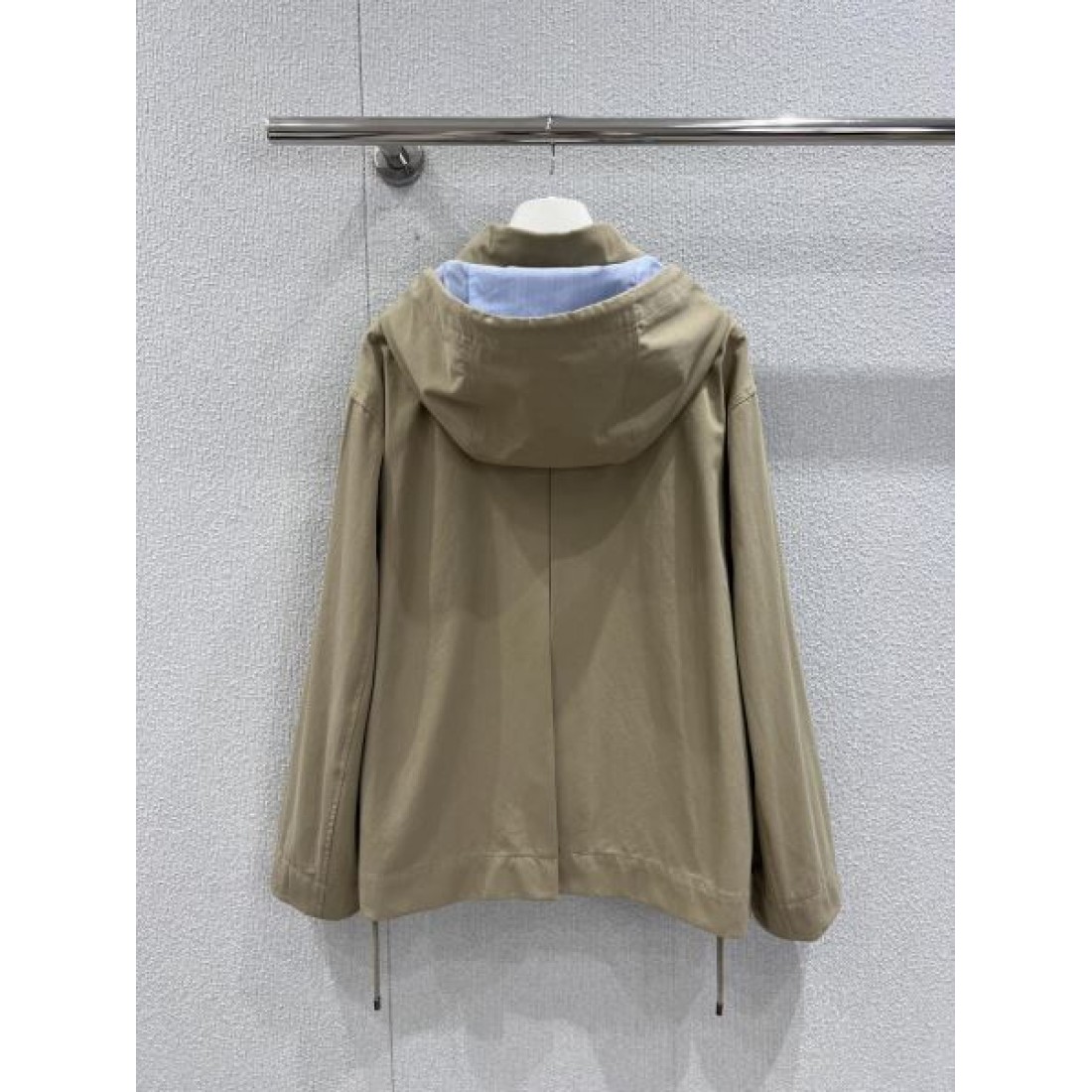 上品 シンプル LOEWE ロエベ コピー ジャケット 軽量 スタイリッシュ