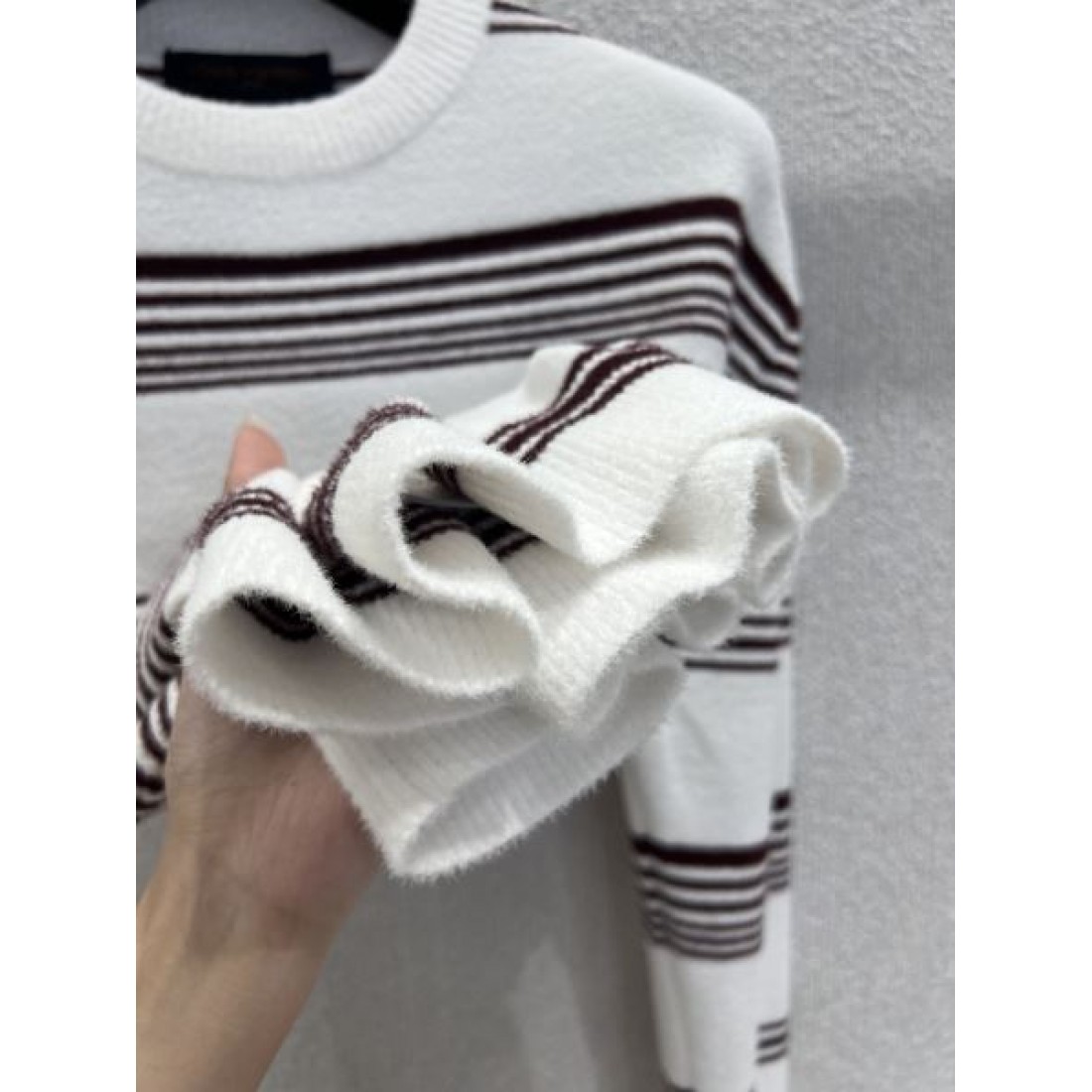 高級 上品 LOUIS VUITTON ルイヴィトン コピー セーター 暖かい エレガント