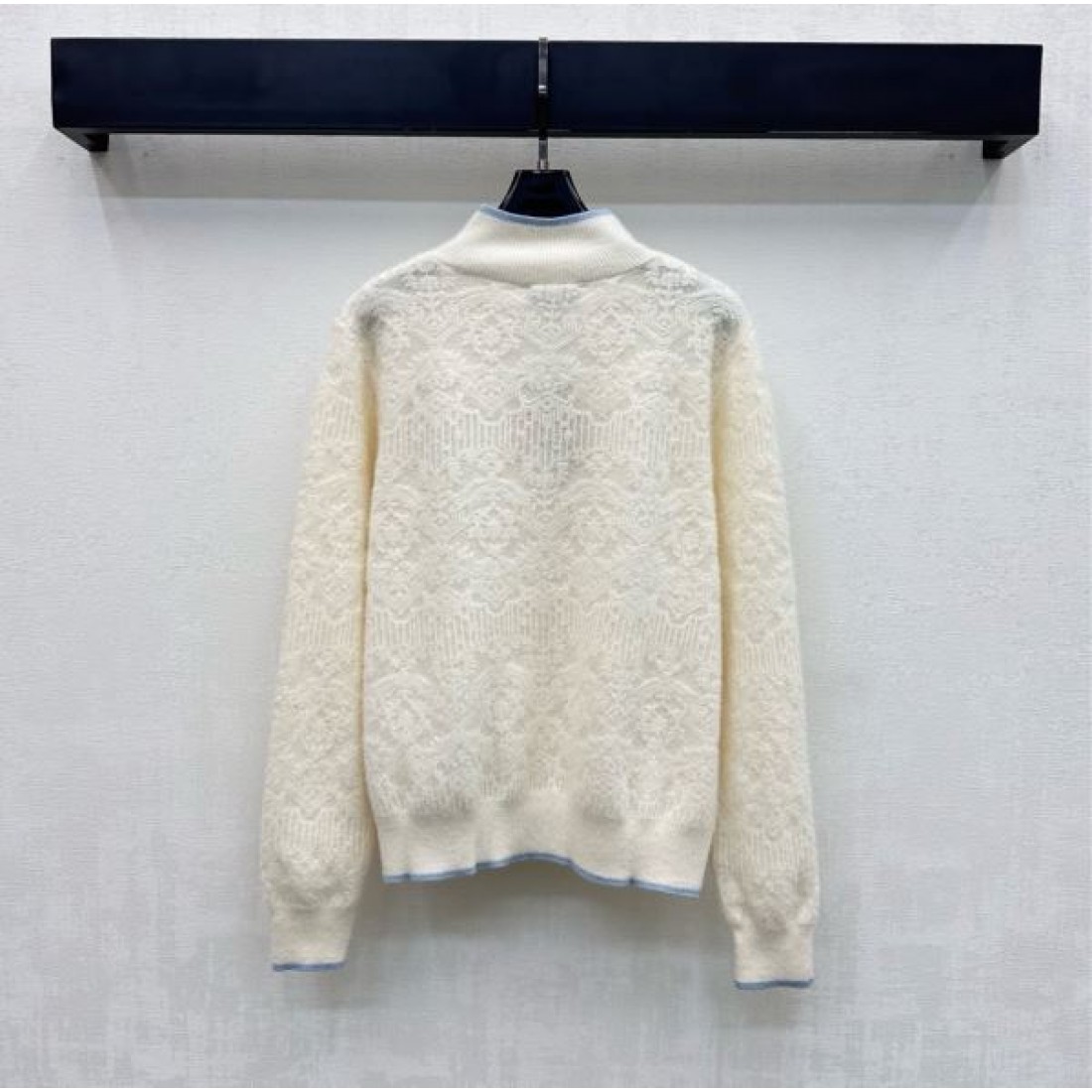  柔らか 上質 MIU MIU ミュウミュウ スーパーコピー ニットカーディガン 快適