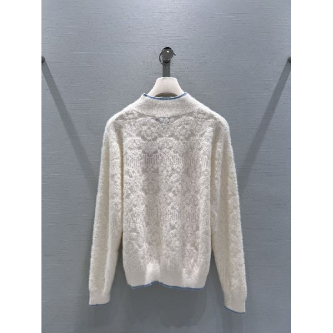 ガーリー 繊細 MIU MIU ミュウミュウ スーパーコピー ニットカーディガン 軽量