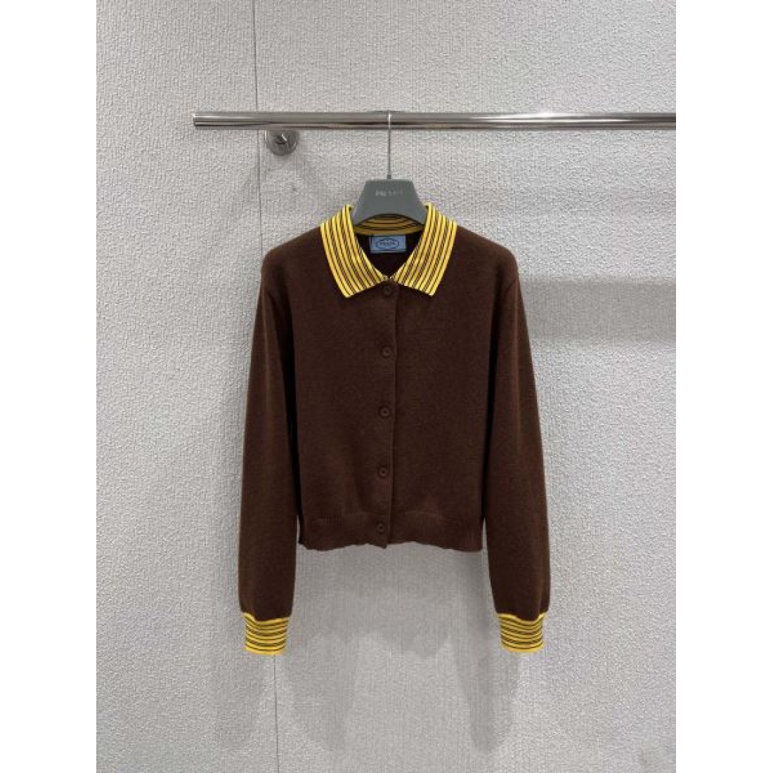 エレガント 温かみ PRADA プラダ スーパーコピー ニットカーディガン 上品