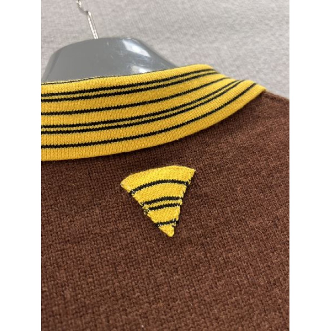 エレガント 温かみ PRADA プラダ スーパーコピー ニットカーディガン 上品