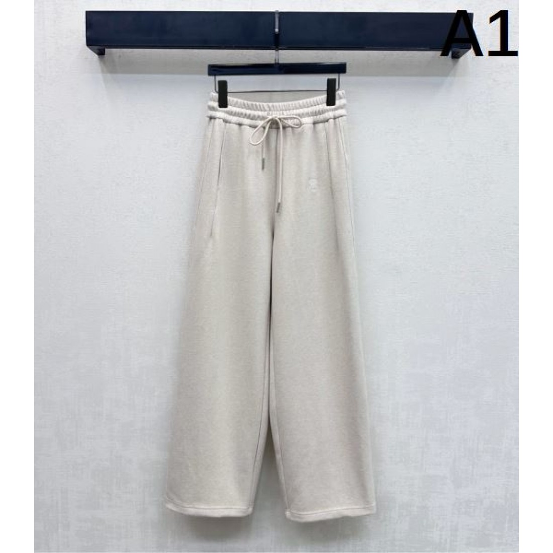 上品 大人向け CELINE セリーヌ スーパーコピー パンツ 定番