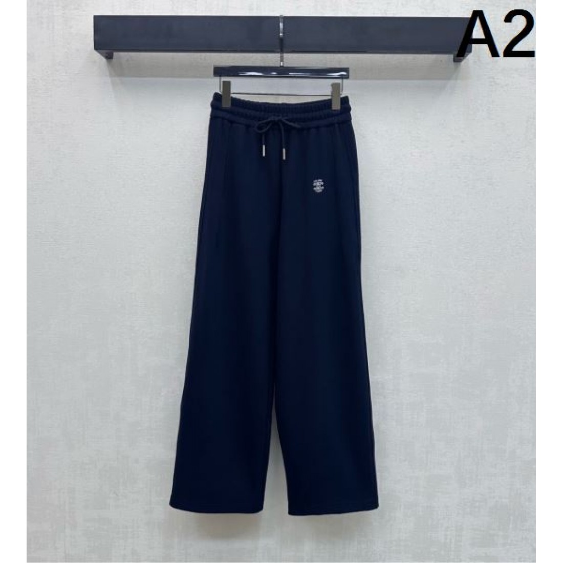 上品 大人向け CELINE セリーヌ スーパーコピー パンツ 定番