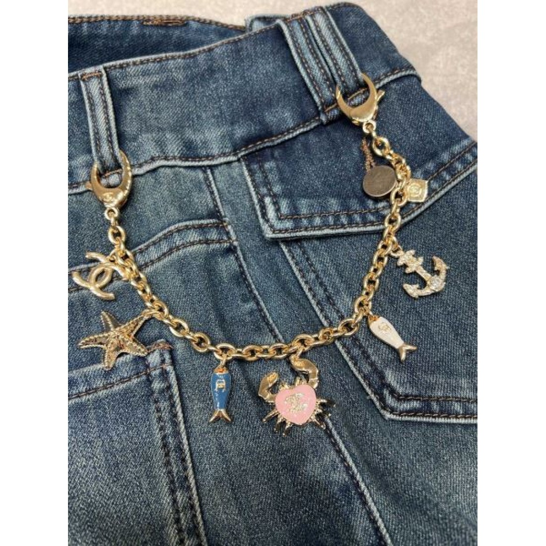 洗練 上品 CHANEL シャネル スーパーコピー デニムパンツ 高級感