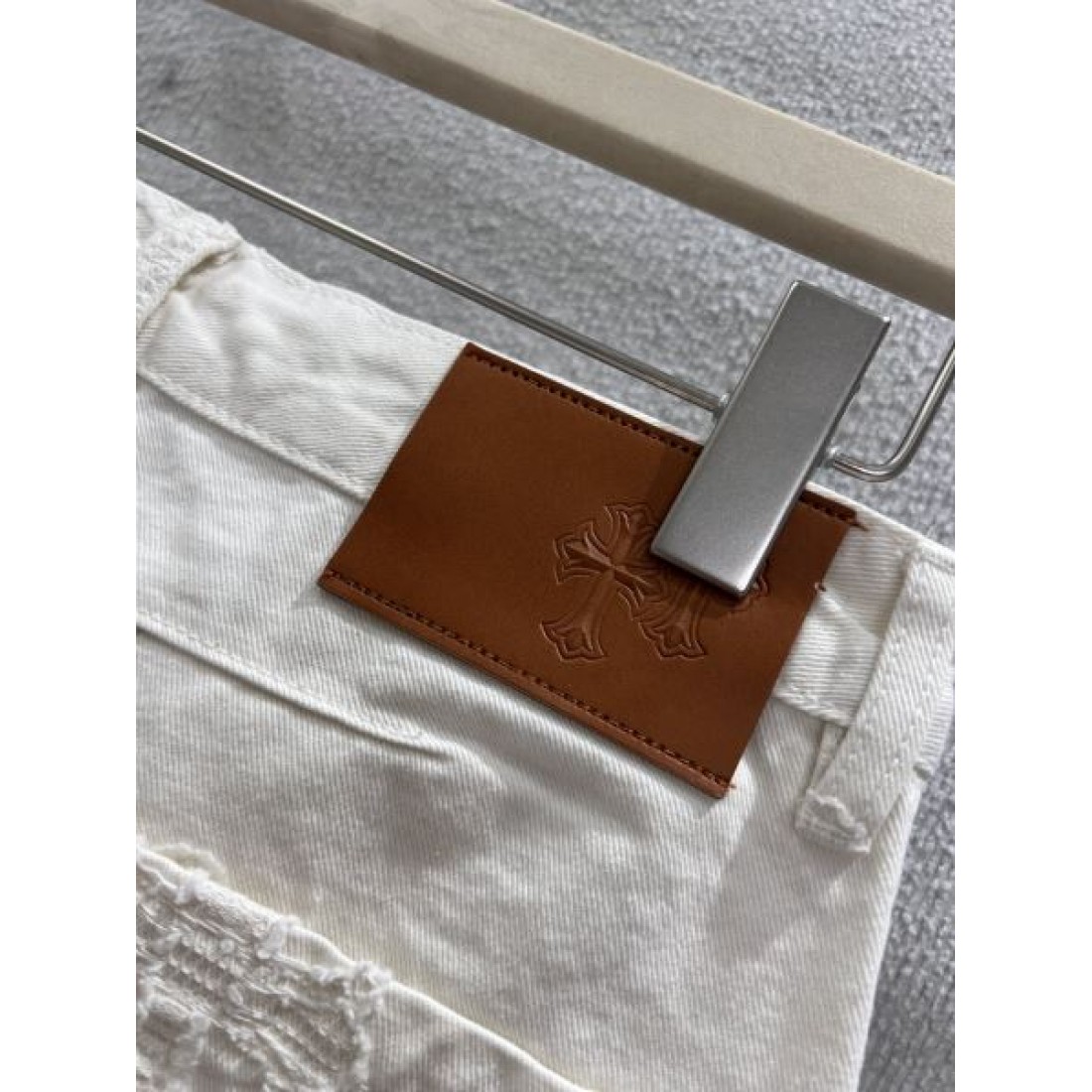  重厚感 無骨 CHROME HEARTS クロムハーツ スーパーコピー デニムパンツ 存在感