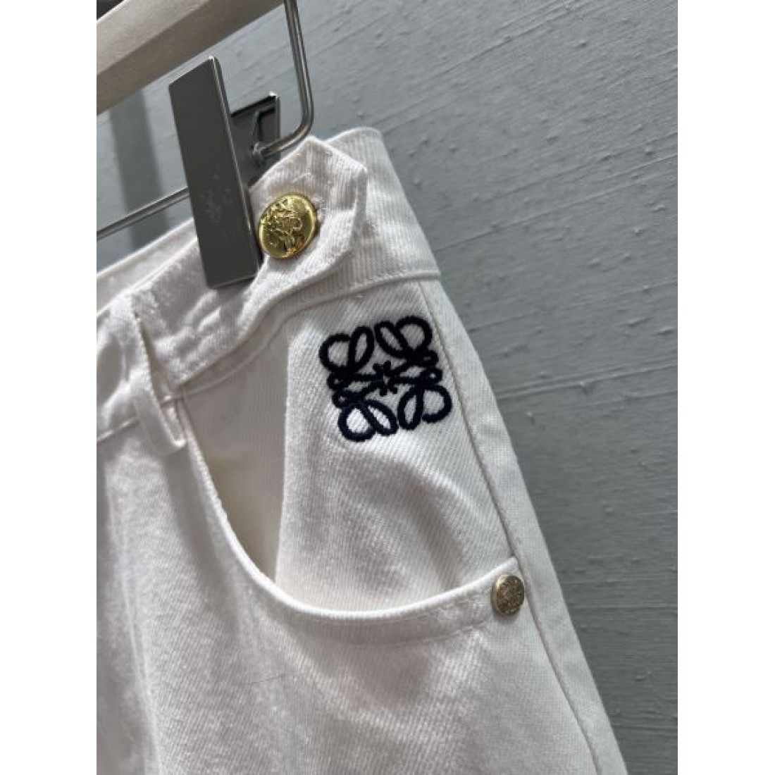 洗練感 スリム LOEWE ロエベ スーパーコピー デニムパンツ 定番