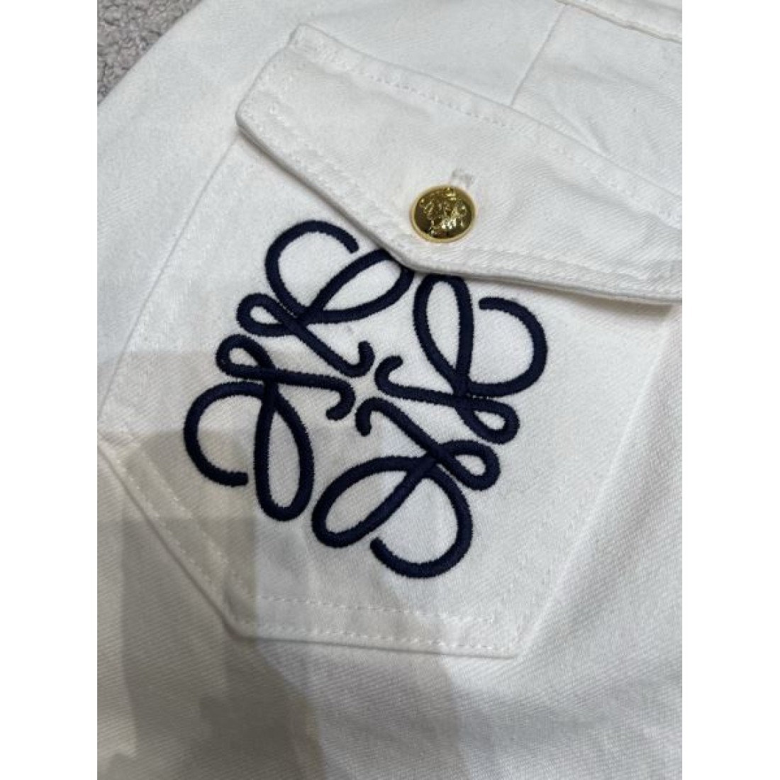 洗練感 スリム LOEWE ロエベ スーパーコピー デニムパンツ 定番