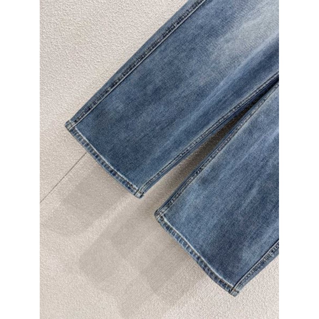 カジュアル 上級者向け LOUIS VUITTON ルイヴィトン スーパーコピー デニムパンツ 希少