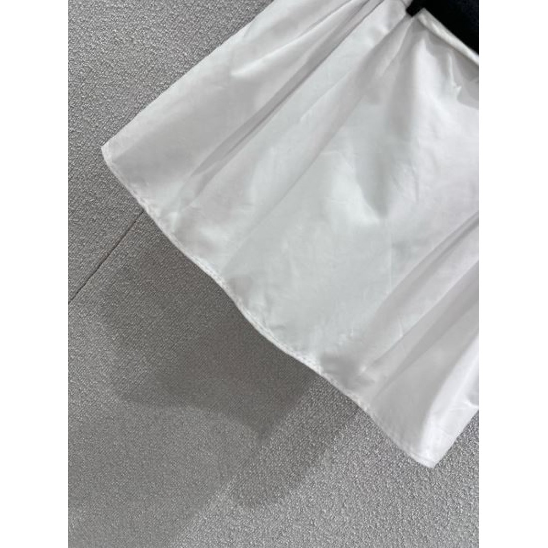 シンプル 上質 PRADA プラダ スーパーコピー スカート 洗練 モダン