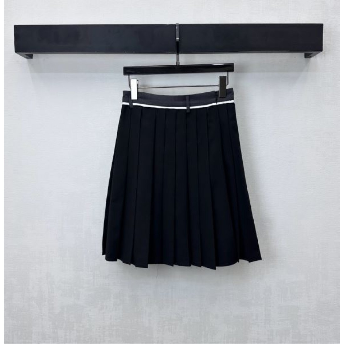 エレガント 高級感 PRADA プラダ スーパーコピー スカート 上品 フェミニン