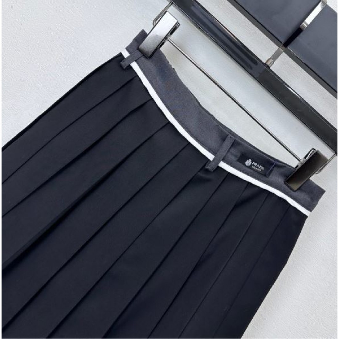 エレガント 高級感 PRADA プラダ スーパーコピー スカート 上品 フェミニン