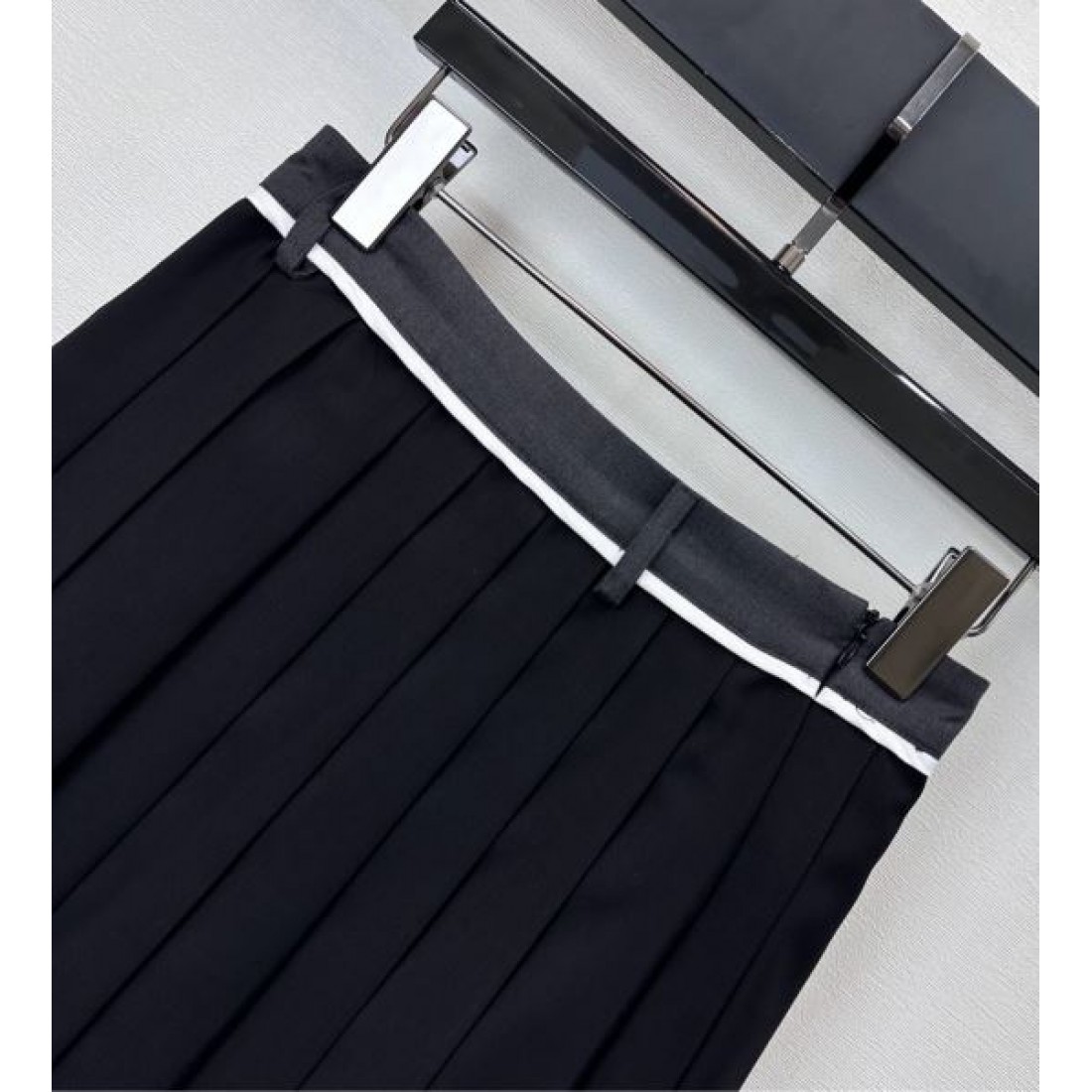 エレガント 高級感 PRADA プラダ スーパーコピー スカート 上品 フェミニン