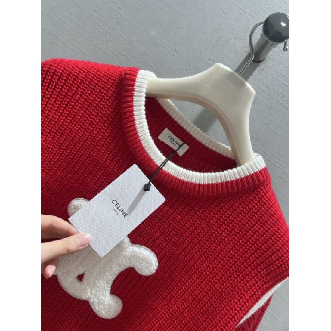 ミニマル モダン CELINE セリーヌ スーパーコピー 半袖Tシャツ シック 上品