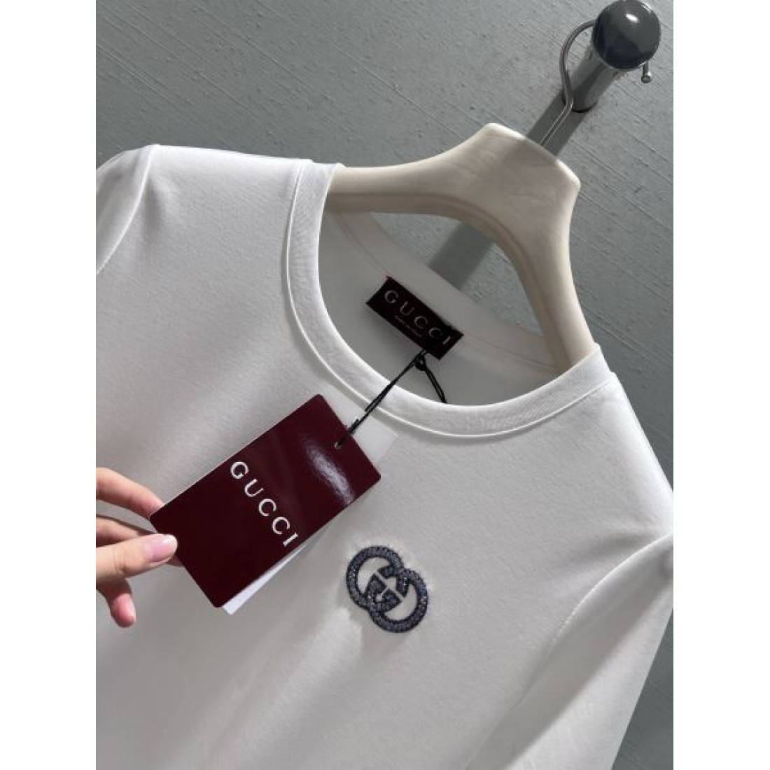 高級感 スタイリッシュ GUCCI グッチ コピー 半袖Tシャツ 存在感抜群 完成度高