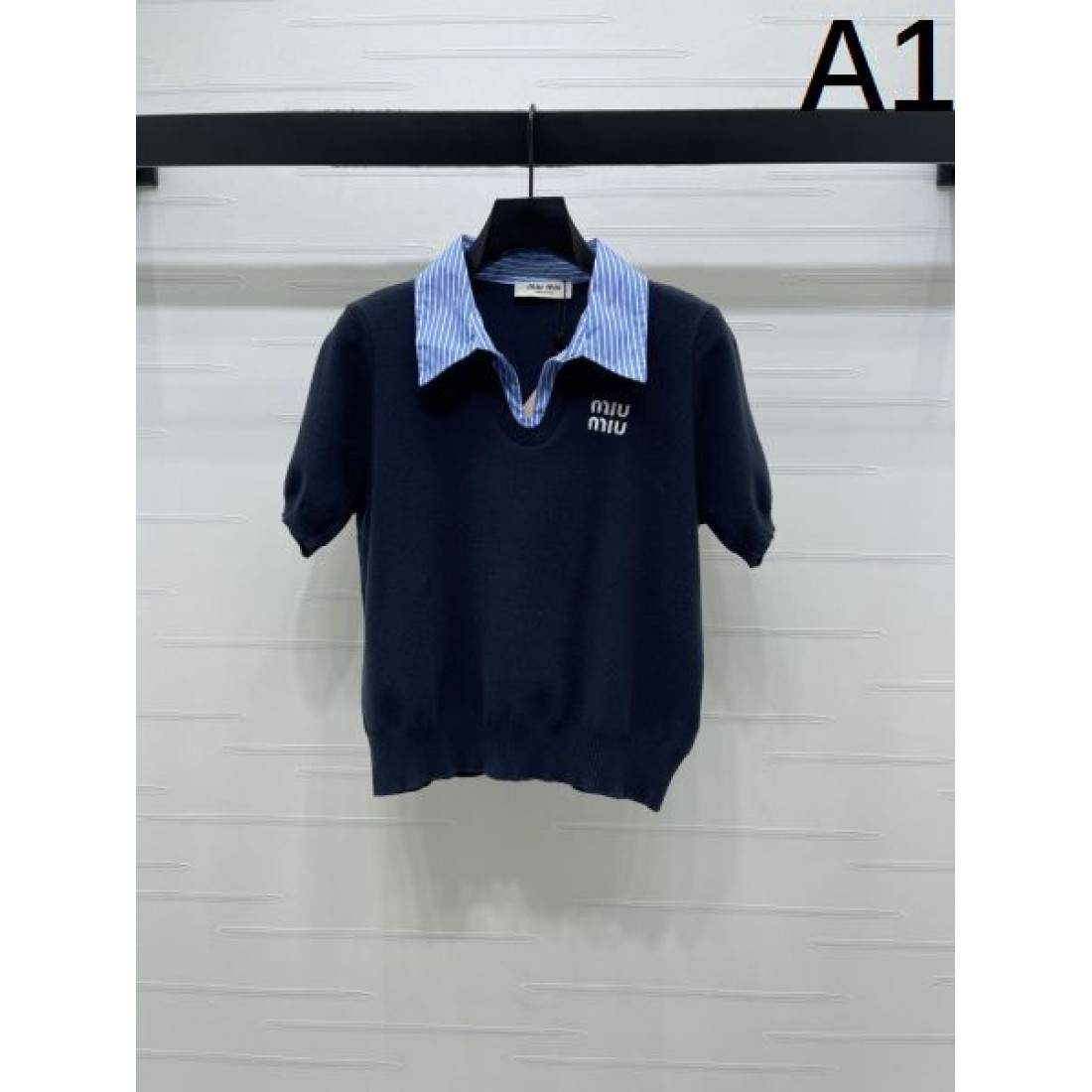 清楚感 エレガント MIU MIU ミュウミュウ コピー 半袖ニット 女性らしい