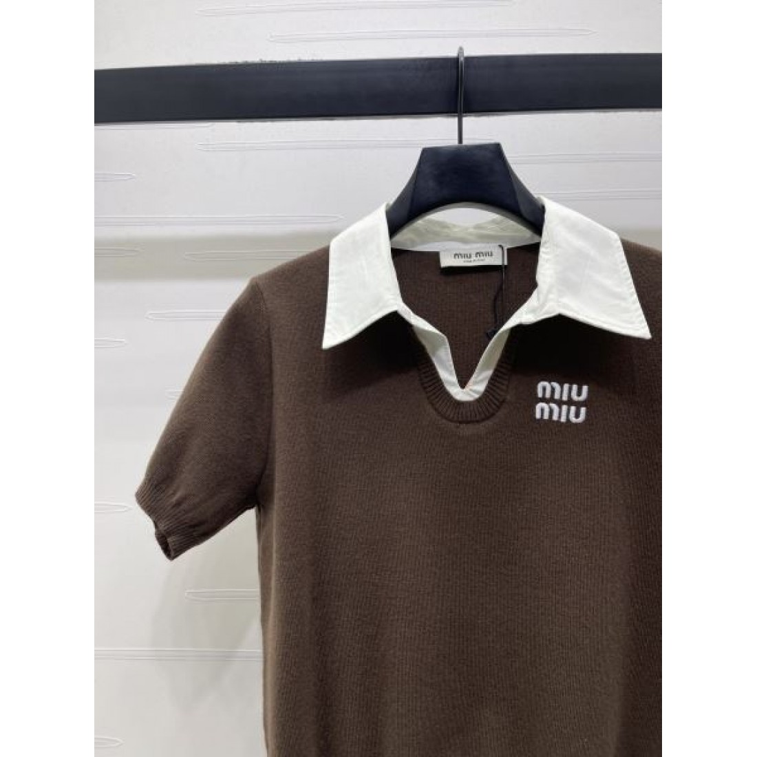 清楚感 エレガント MIU MIU ミュウミュウ コピー 半袖ニット 女性らしい 