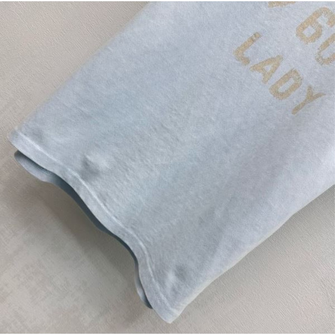 ラグジュアリー 上品見え VALENTINO ヴァレンティノ コピー 半袖Tシャツ 華麗デザイン