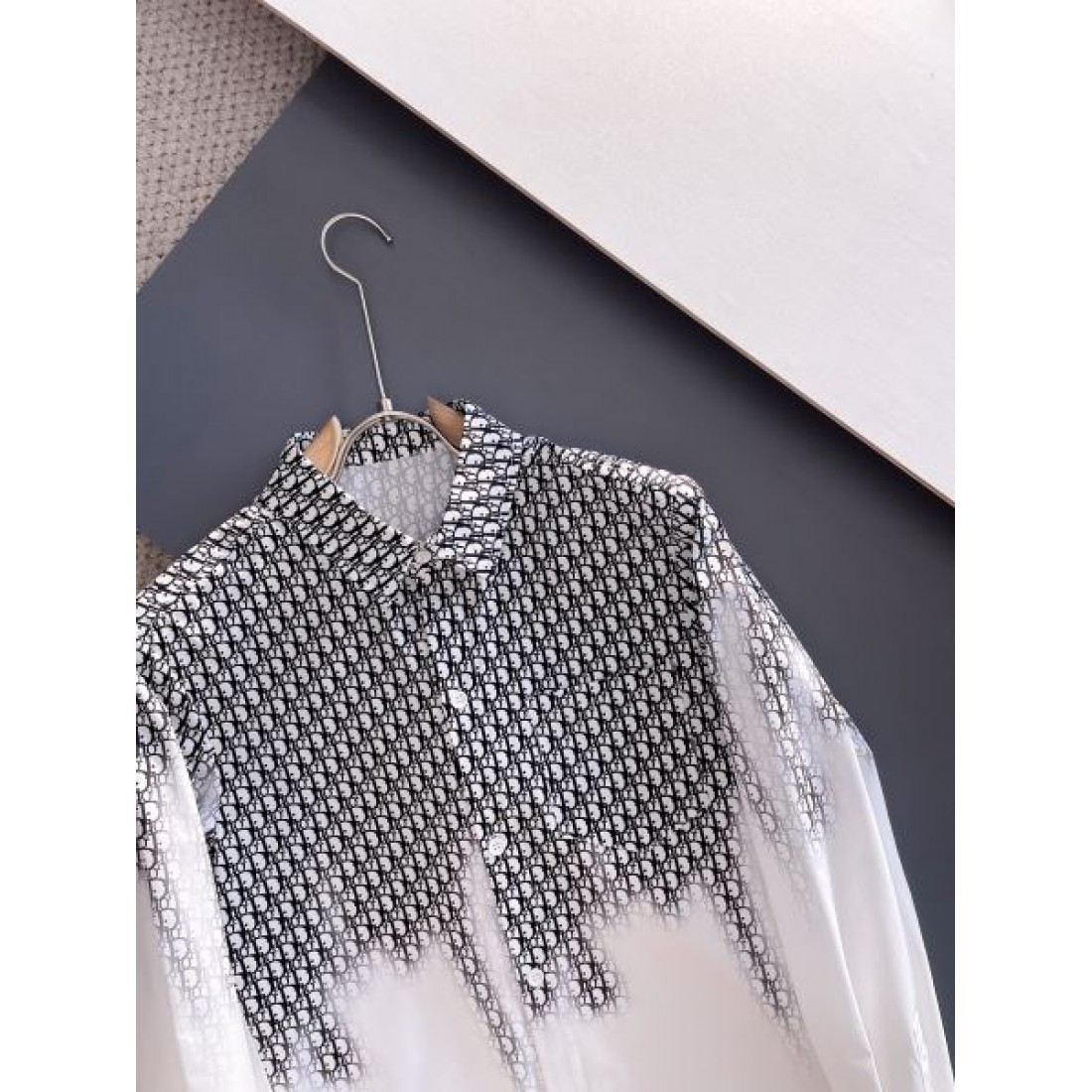 洗練 上品 DIOR ディオール スーパーコピー 長袖シャツ 柔らか素材 着心地良好