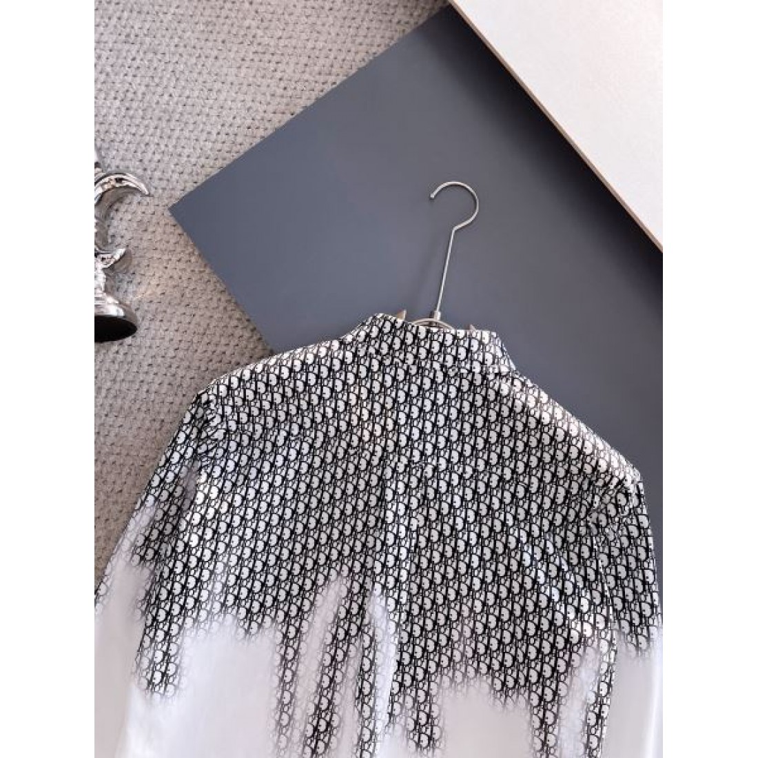 洗練 上品 DIOR ディオール スーパーコピー 長袖シャツ 柔らか素材 着心地良好