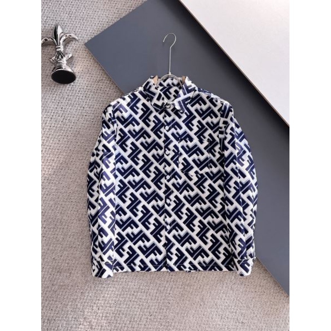 上品洗練 高級感 FENDI フェンディ コピー 長袖シャツ 快適素材 人気定番