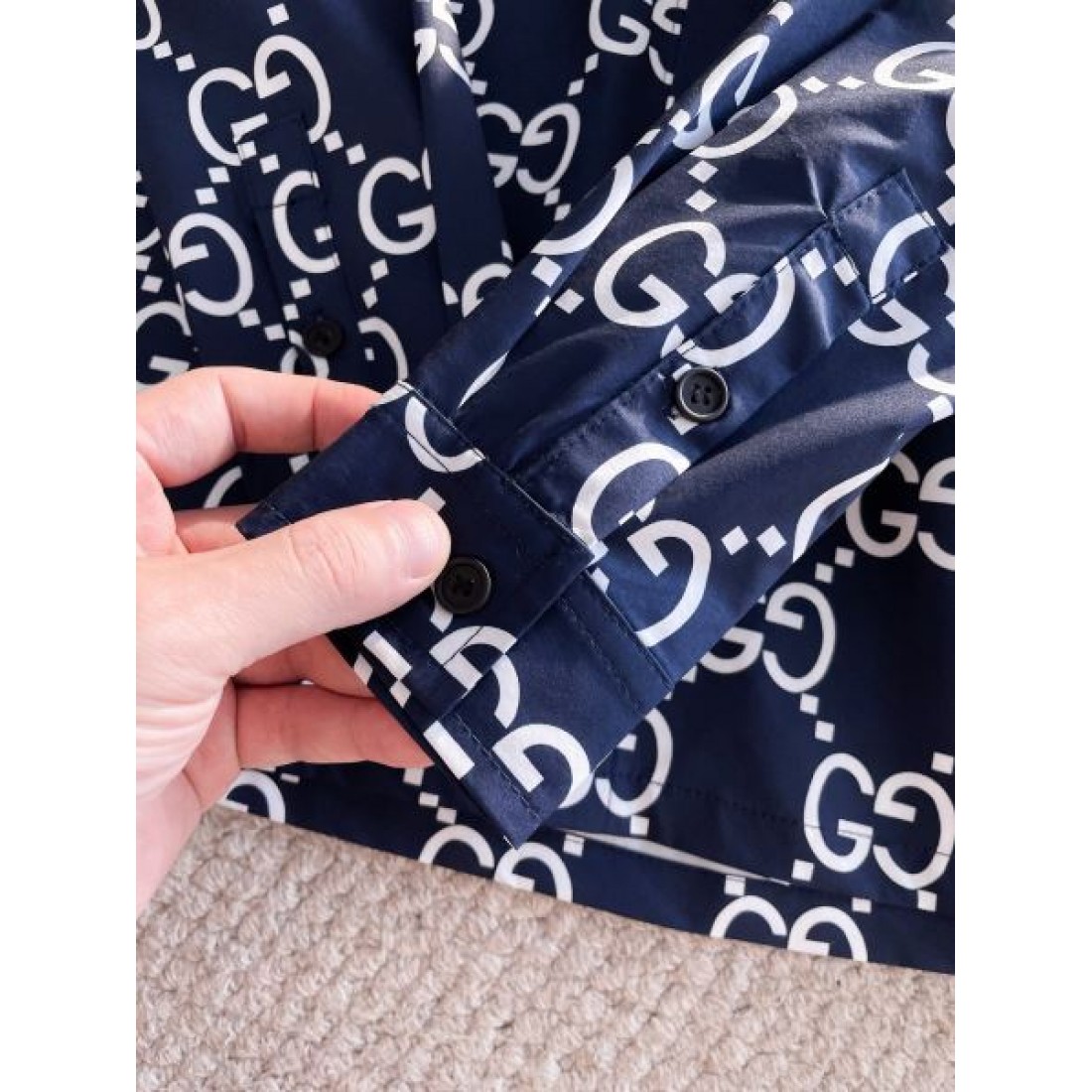  大人カジュアル おしゃれ GUCCI グッチ コピー 長袖シャツ 着心地抜群 高見え