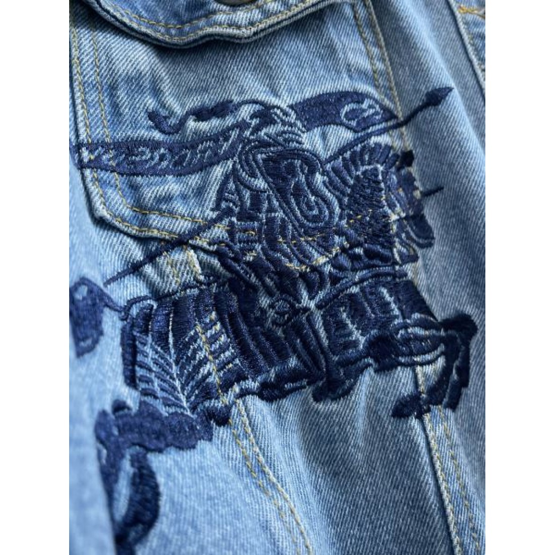 新品 人気 BURBERRY バーバリー スーパーコピー ジャケット 軽量 防寒