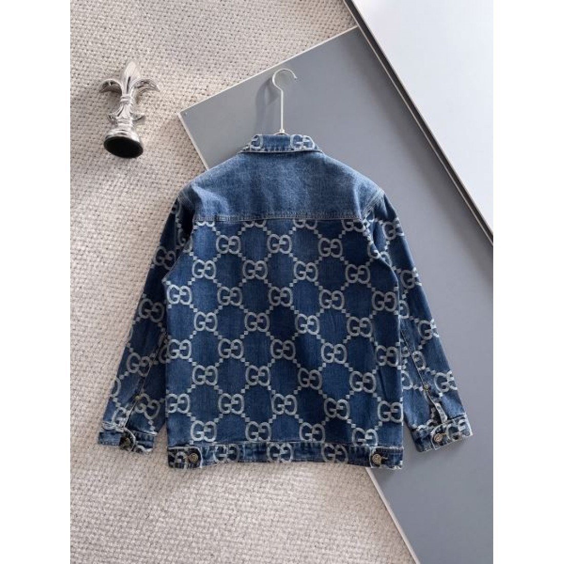  大人カジュアル 上質 GUCCI グッチ スーパーコピー ジャケット 落ち着き 高級感