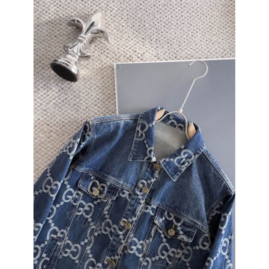  大人カジュアル 上質 GUCCI グッチ スーパーコピー ジャケット 落ち着き 高級感