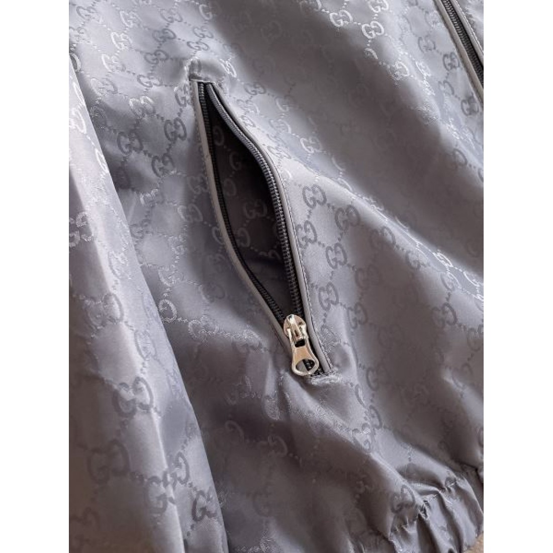  定番人気 スタイリッシュ GUCCI グッチ スーパーコピー ジャケット 高級感 おしゃれ