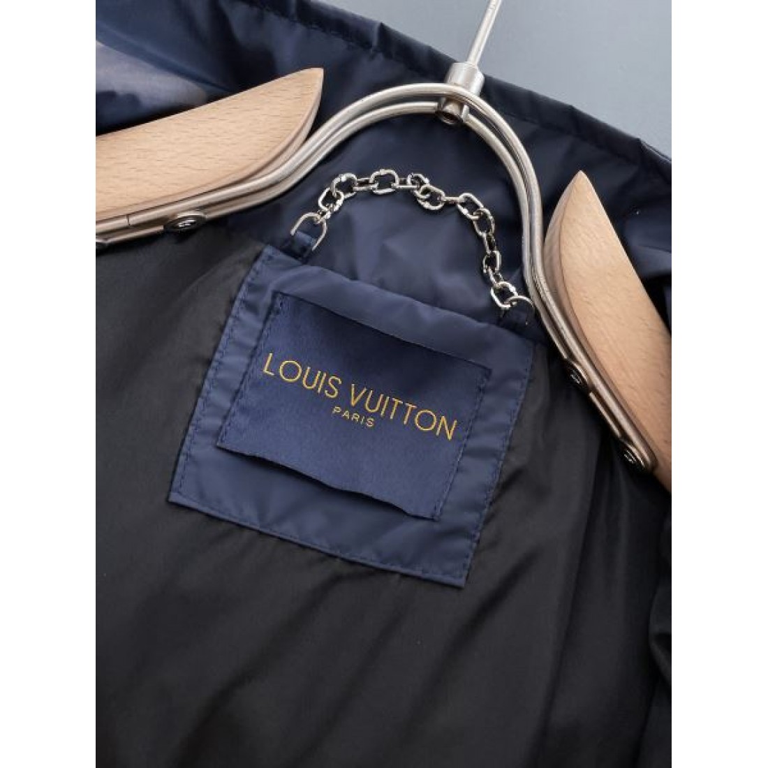  上品エレガント 高品質 LOUIS VUITTON ルイヴィトン スーパーコピー ジャケット 存在感 高見え