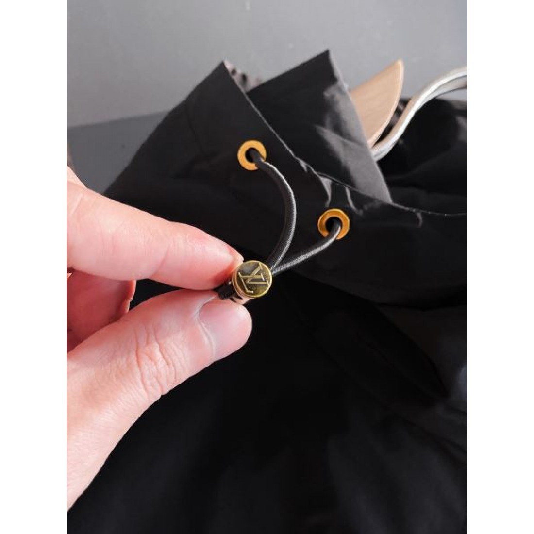 人気 定番 LOUIS VUITTON ルイヴィトン スーパーコピー ジーンズ 魅力的