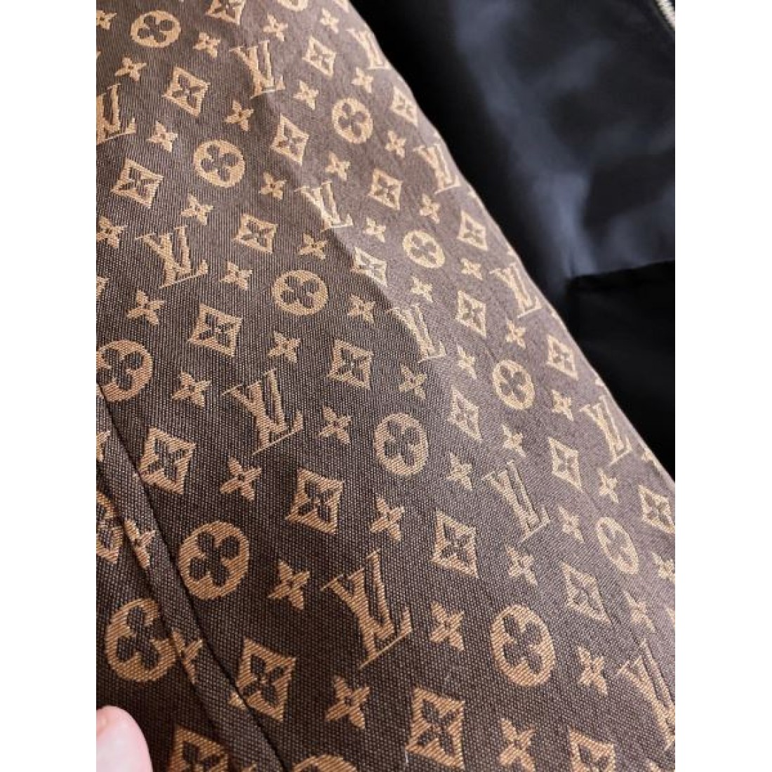希少 個性的 LOUIS VUITTON ルイヴィトン スーパーコピー ジーンズ 注目