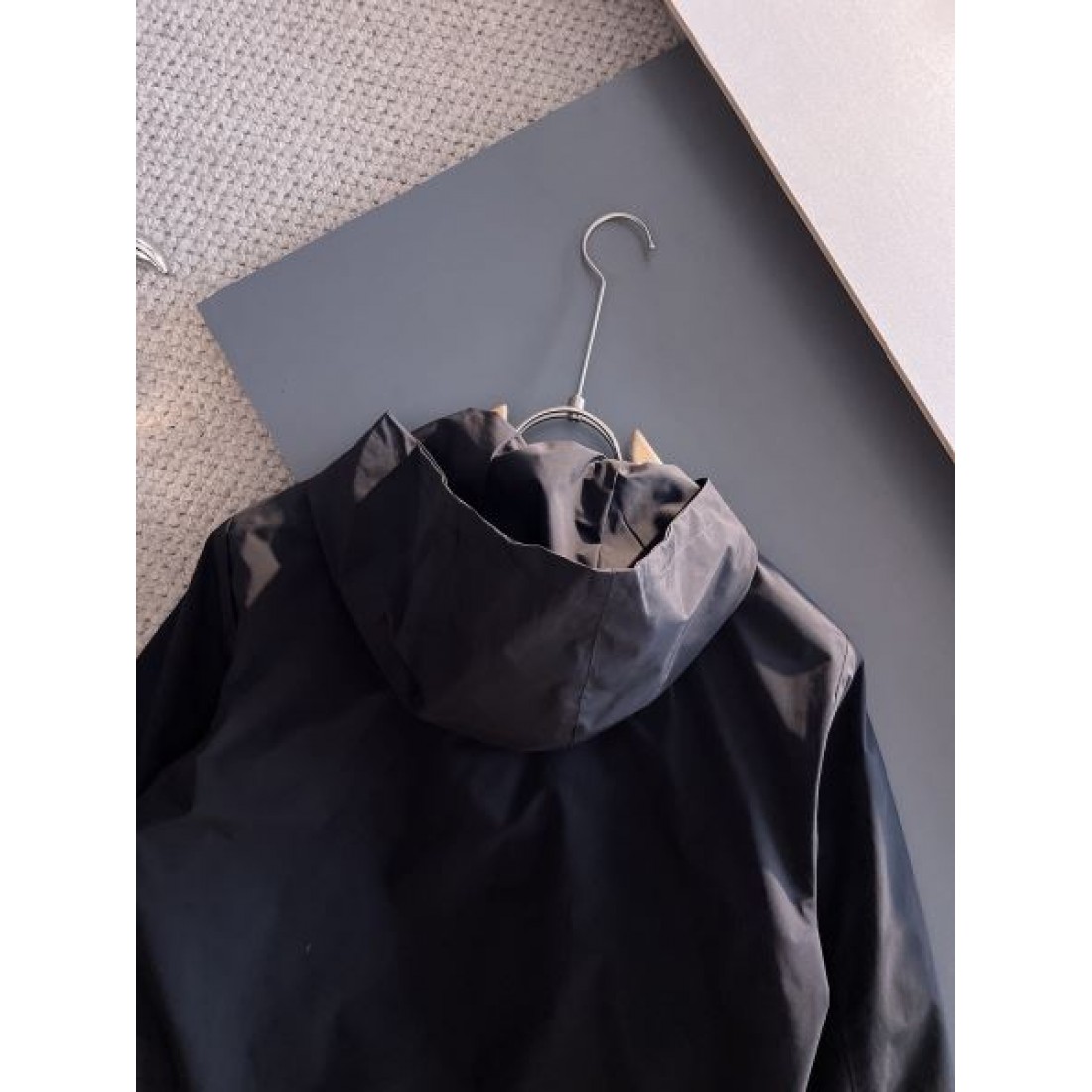 都会的 重厚 MONCLER モンクレール スーパーコピー ジャケット 存在感