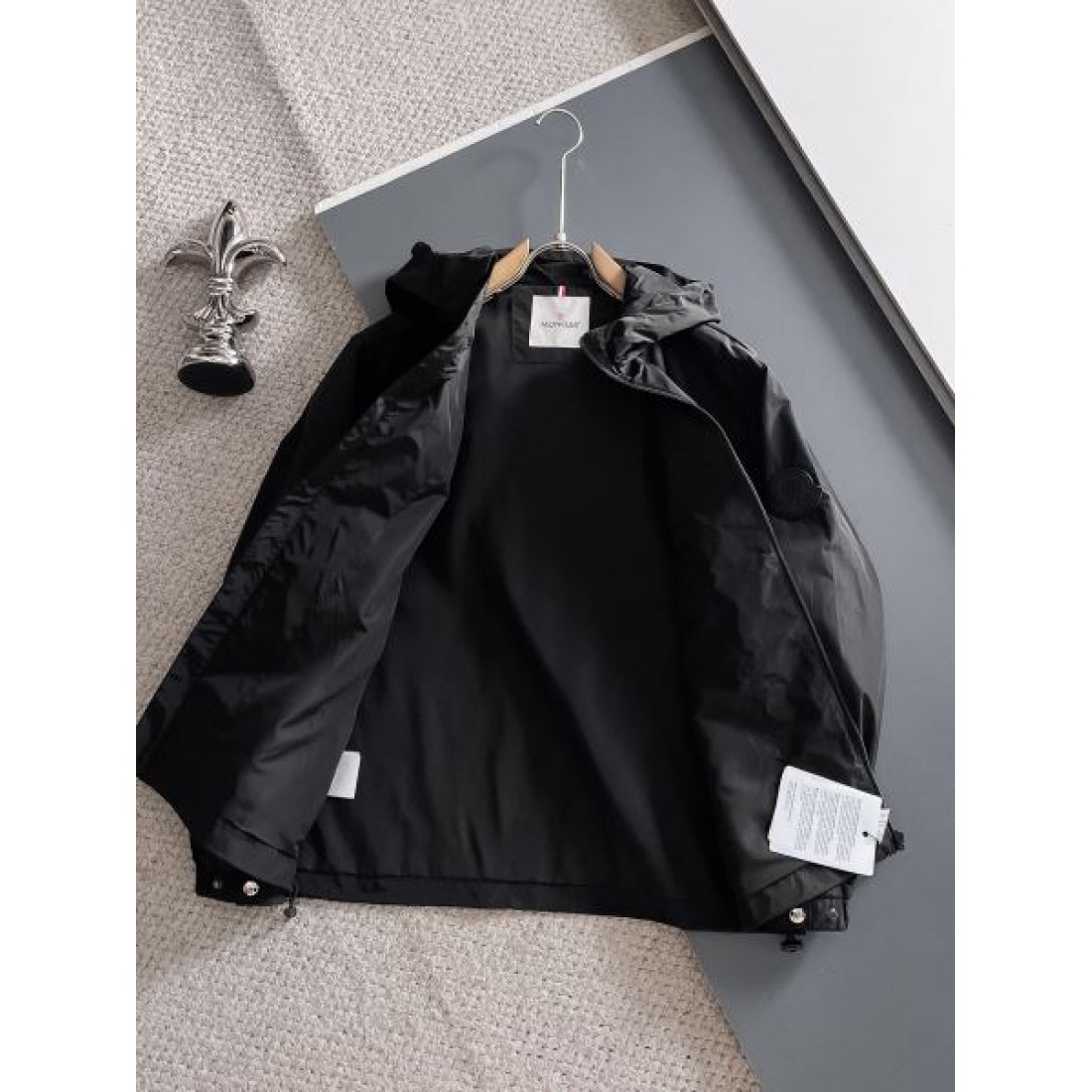 高級感 上質 MONCLER モンクレール スーパーコピー ジャケット 洗練